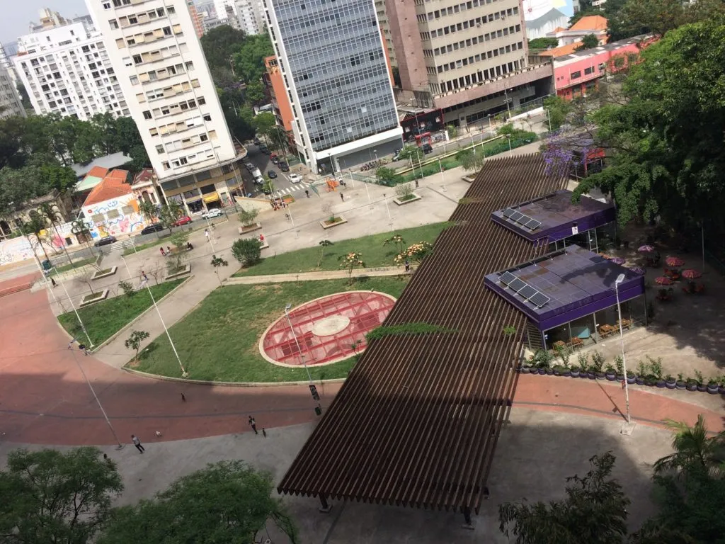Na Praça Roosevelt, o embate entre uma cidade aberta e o sequestro dos espaços públicos por uma minoria