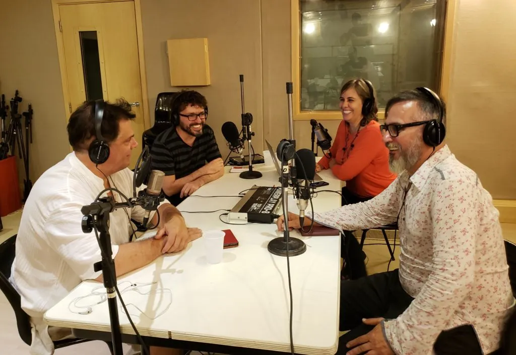 Podcast A Vida no Centro entrevista Ivam Cabral e Rodolfo García Vázquez