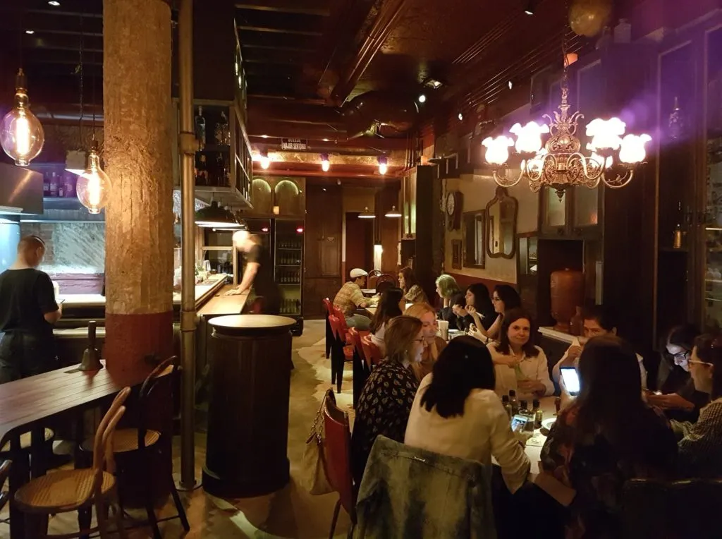 12 bares para happy hour no Centro de São Paulo