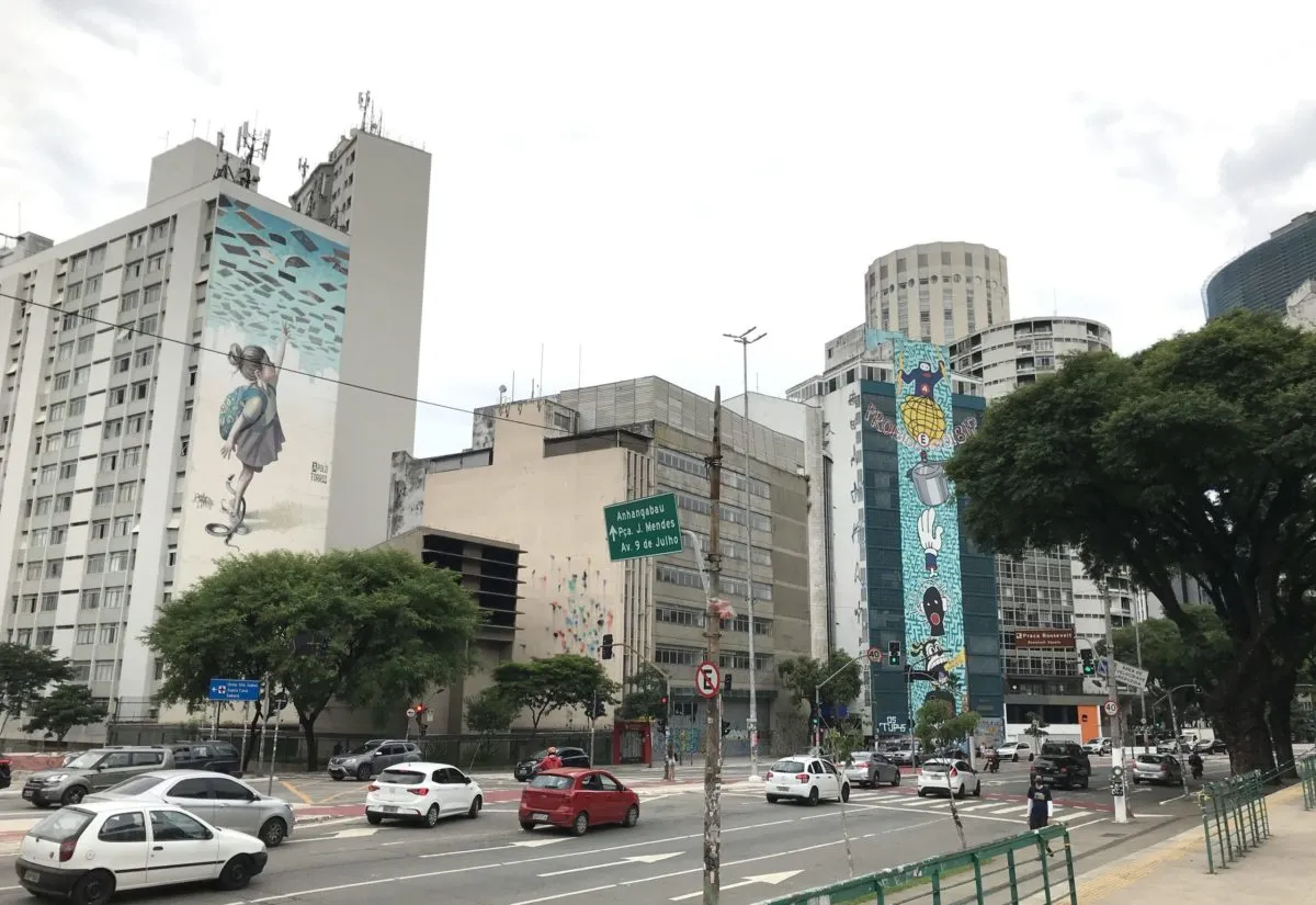Rua da Consolação vira corredor de grafites. Veja fotos