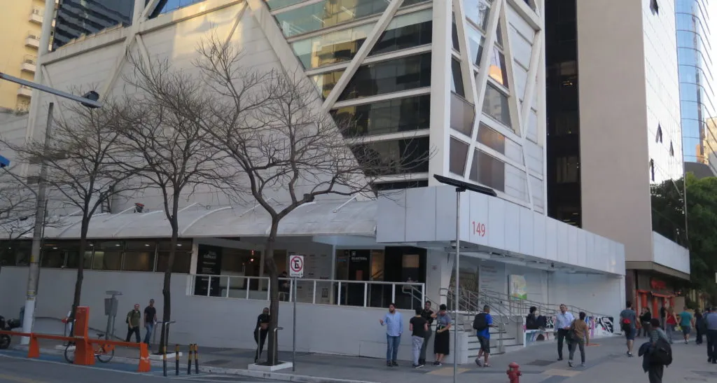 Tem um projeto artístico? O Itaú Cultural vai liberar R$ 15 milhões para projetos culturais; veja como concorrer