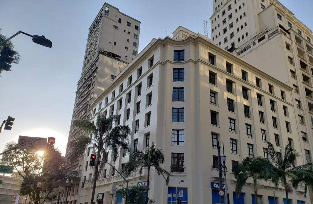 O que é retrofit e como a modernização de prédios antigos está transformando o Centro de São Paulo