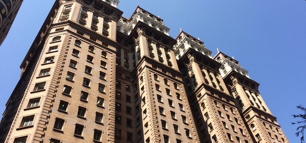 Edifício Martinelli, símbolo do poderio e da decadência da economia cafeeira em São Paulo. Foto: A Vida no Centro