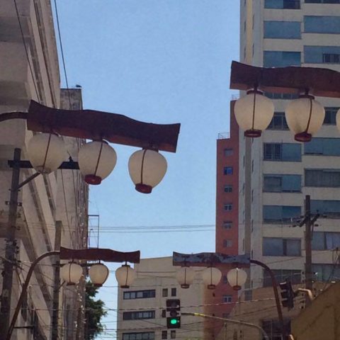 Lanternas Japonesas, um símbolo do bairro da Liberdade