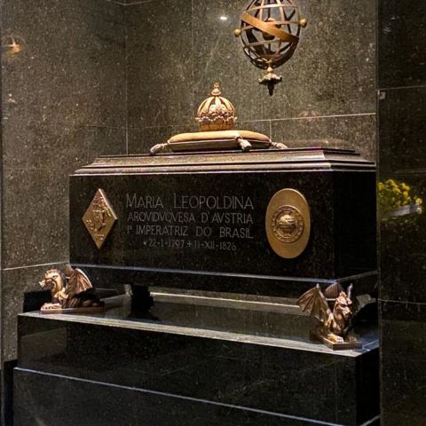 Leopoldina: imperatriz fantasma, moura encantada ou as duas coisas?