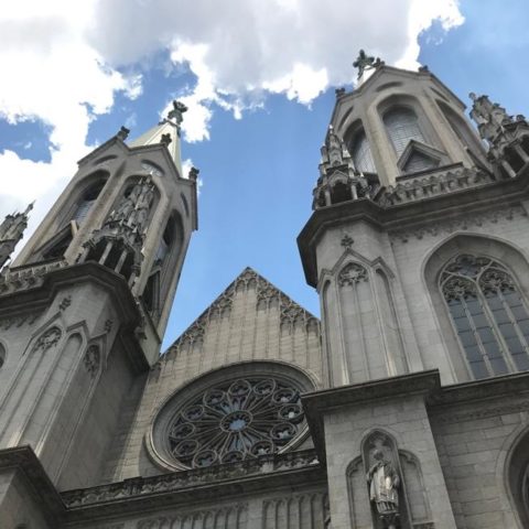 Brunch, passeio guiado nas torres, sinos e cripta: conheça a Catedral da Sé de um jeito diferente