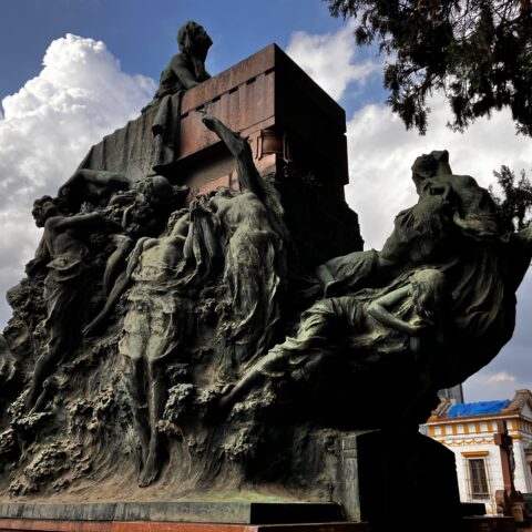 Cemitério da Consolação: onde história e arte tumular se encontram